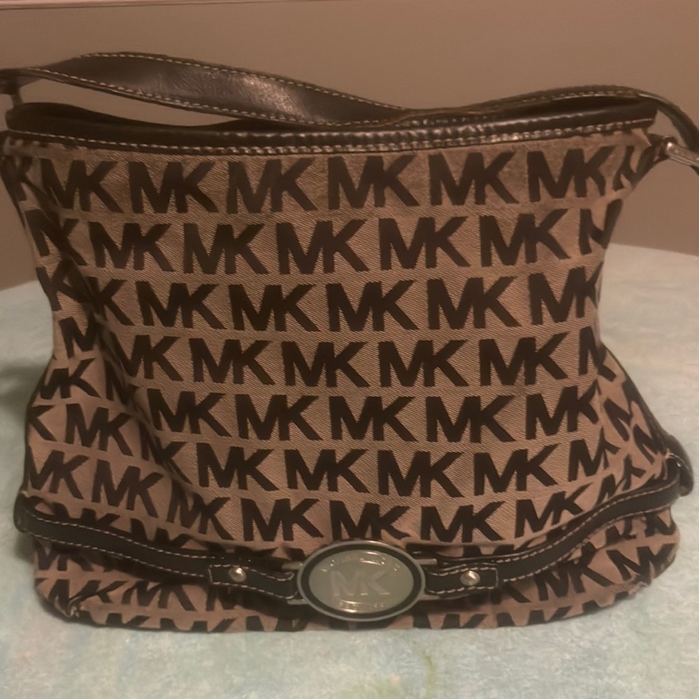 Michael Kors purse